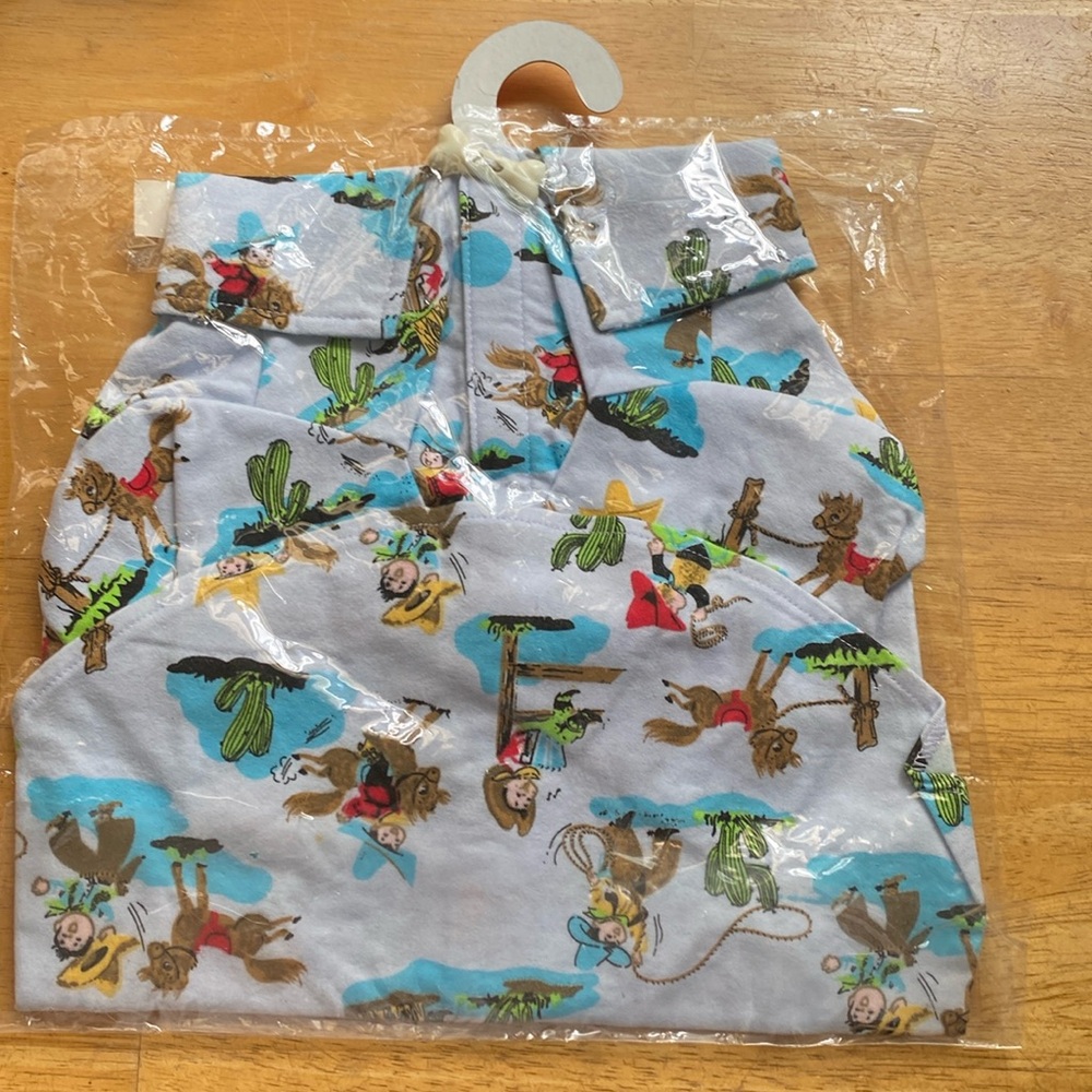 !Dog Vipoochy Top size L pretty new shirt. Attention!!check my measurements plea - Picture 3 of 12